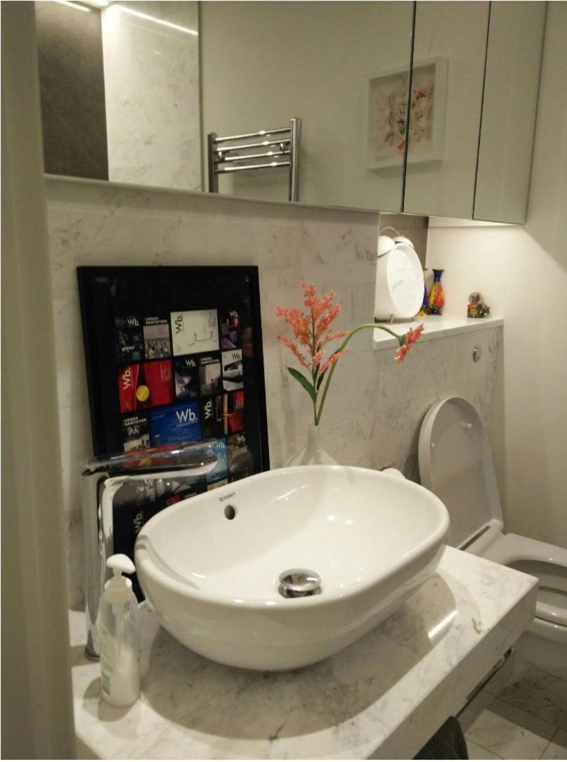 Private In Luxury Canary Wharf Alloggio in famiglia Londra